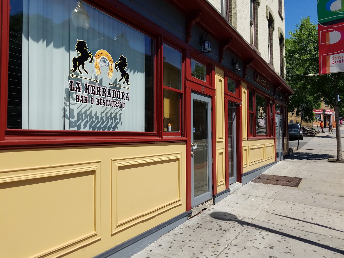 La Herradura Restaurant
